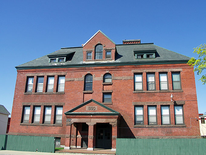 Cambridge Street School in Worcester, MA