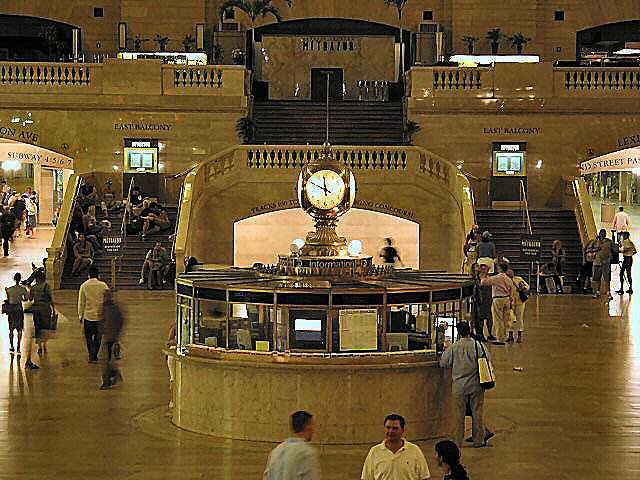 Grand Central Terminal information desk and clock